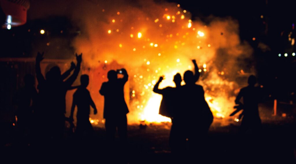 Fiestas de San Juan en Cantabria | ¿Cómo y donde se celebran? | Blog de Grupo Jamsa