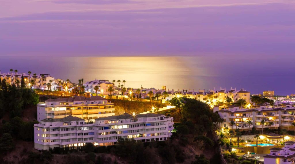 Atardecer en una de las zonas residenciales más tranquilas y privilegiadas de Málaga | Blog Grupo Jamsa
