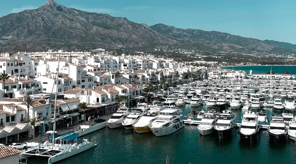 Descubre los mejores sitios de compras en Puerto Banús, en Marbella | Grupo Jamsa